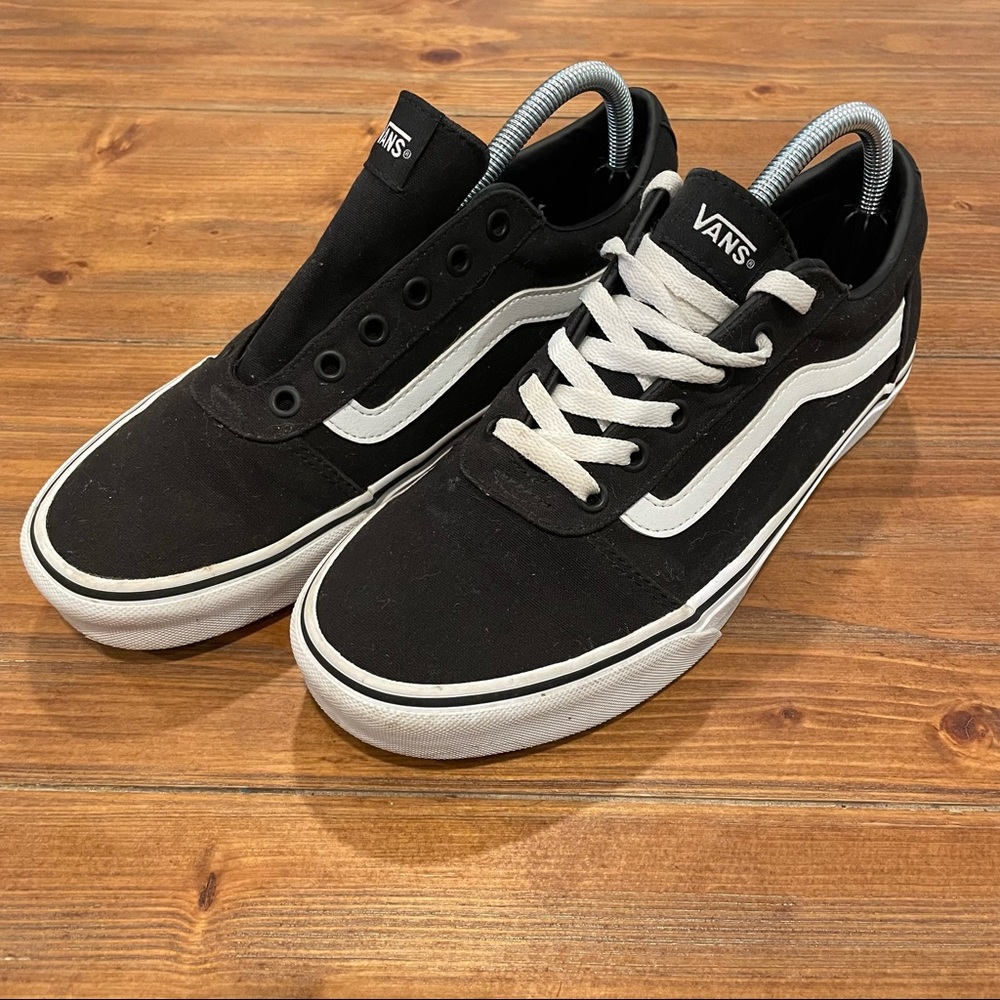 Vans Old Skool Low Black Canvas Skateboard Shoes 751505 Women’s 9.5
